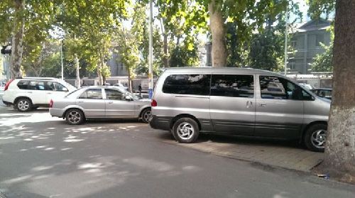 違章停車被拖壞，就該自認倒霉？告訴車主如何獲得賠償